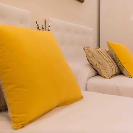Chic Barrena Old Town Apartman